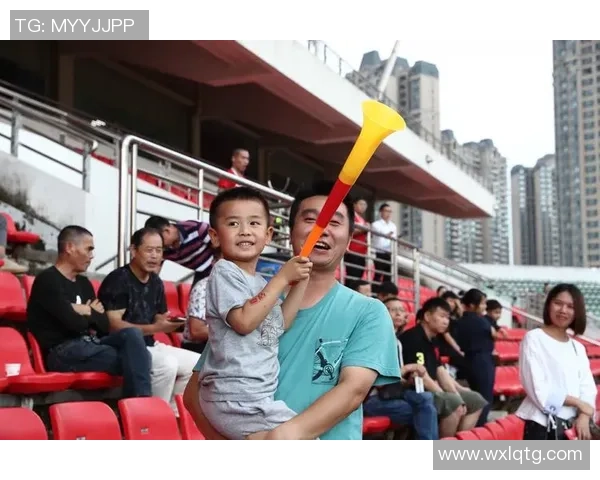 足球双人玩具带你体验激情对抗乐趣共享的完美时光
